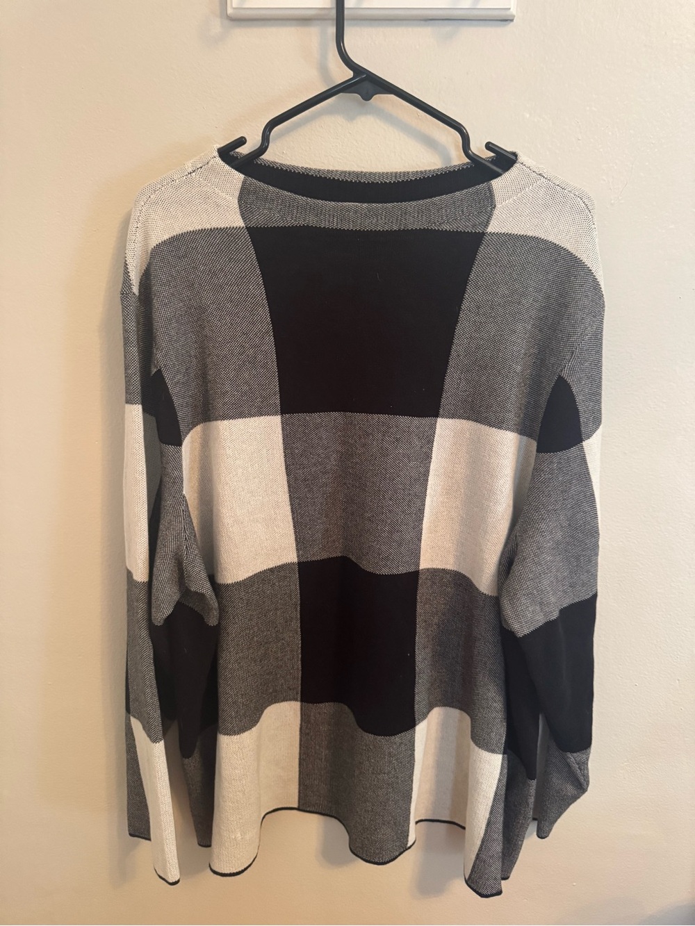 J. Jill Black, Gray & Cream Plaid Crewneck Sweater Women’s plus size 3x